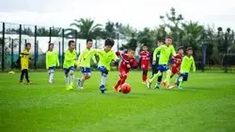 Fly关羽首局双杀，RW零封情久，前期优势明显，31亮41反击无力